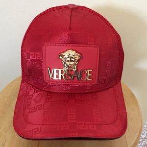 versace red hat